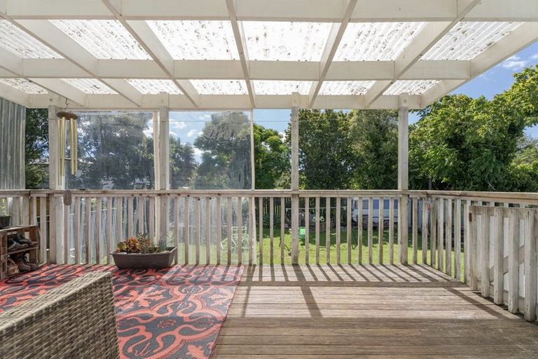 Photo of property in 3 Daphne Road, Tairua, 3508