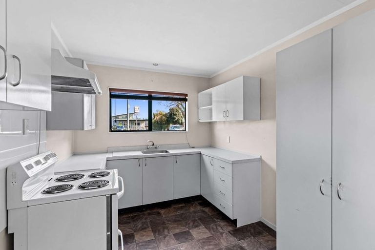 Photo of property in 57 Sandspit Road, Waiuku, 2123