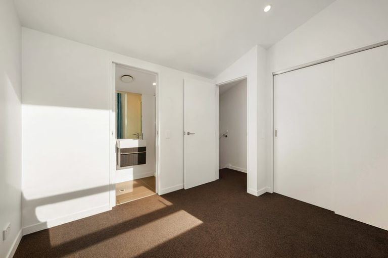 Photo of property in 8/24 Princess Terrace, Newtown, Wellington, 6021