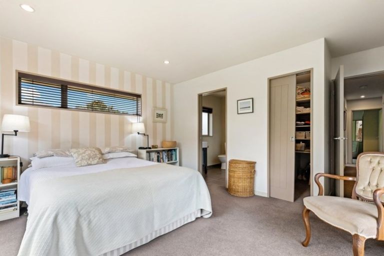 Photo of property in 6 Ambrose Place, Rangiora, 7400