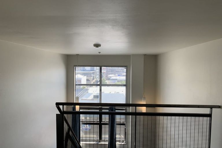 Photo of property in Urbane Apartments, 28/29 Webb Street, Mount Cook, Wellington, 6011