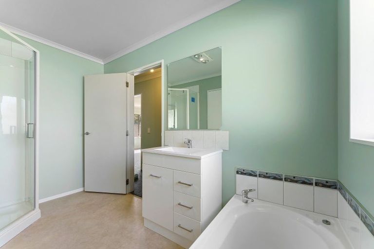 Photo of property in 74 Matene Street, Otaki, 5512