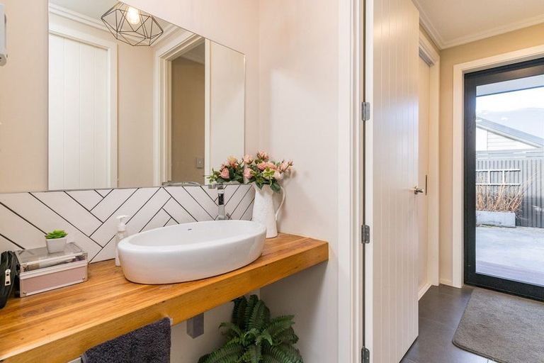 Photo of property in 11 Lakeland Avenue, Twizel, 7901