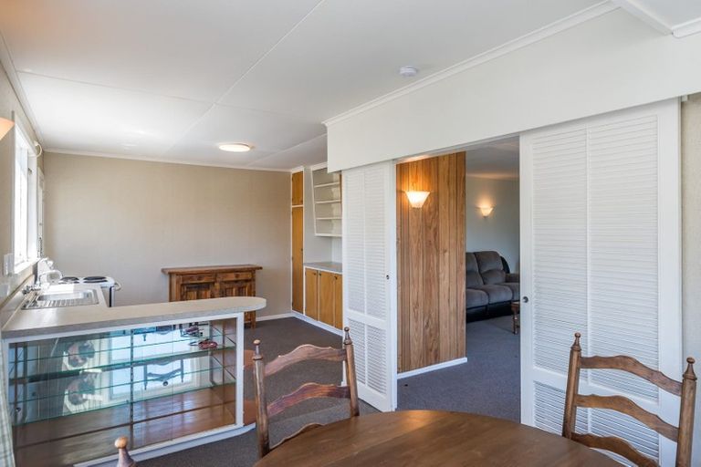 Photo of property in 16 Wharemauku Road, Raumati Beach, Paraparaumu, 5032