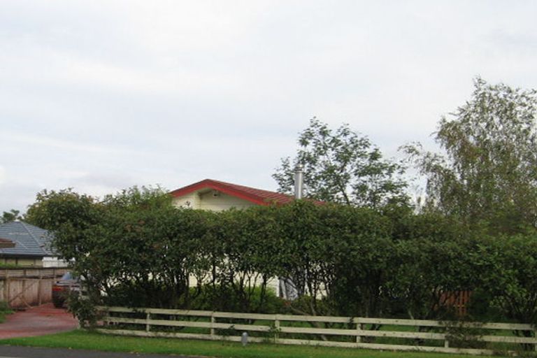 Photo of property in 315 Royal Road, Massey, Auckland, 0614