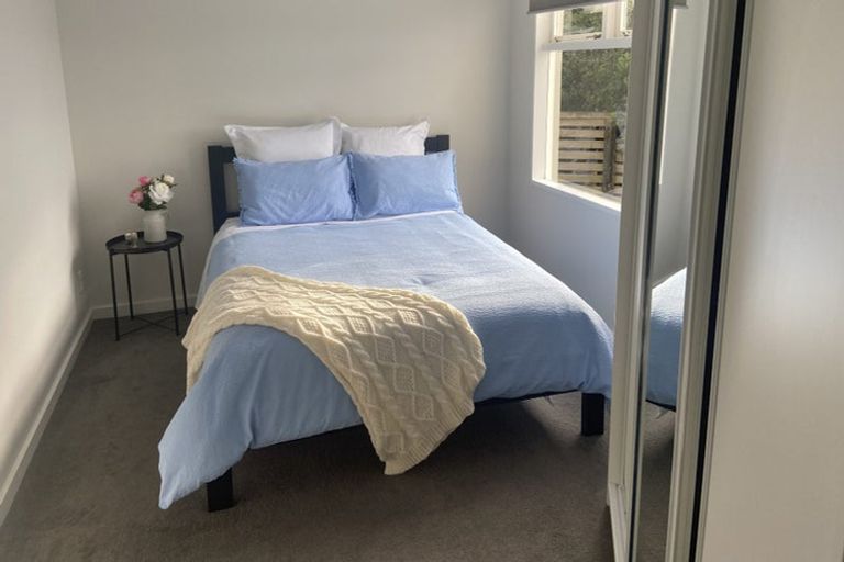 Photo of property in 101b Tannadyce Street, Strathmore Park, Wellington, 6022