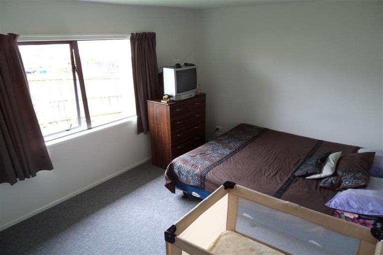 Photo of property in 89 Templeton Place, Clendon Park, Auckland, 2103