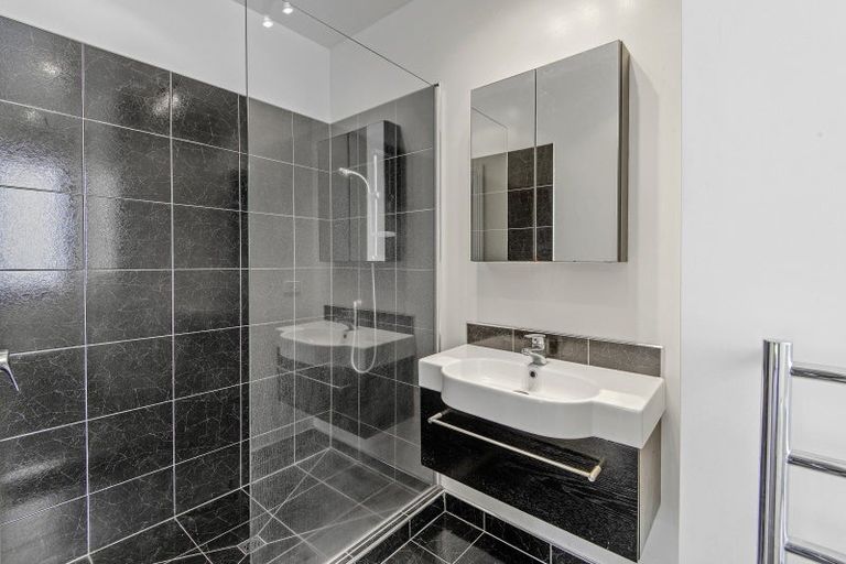 Photo of property in 3 Queen Street, Coalgate, 7673