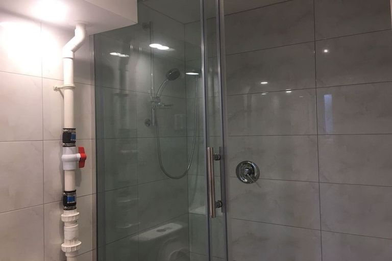 Photo of property in 1/162 Bucklands Beach Road, Bucklands Beach, Auckland, 2012