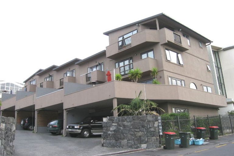 Photo of property in 8d Macaulay Street, Eden Terrace, Auckland, 1021