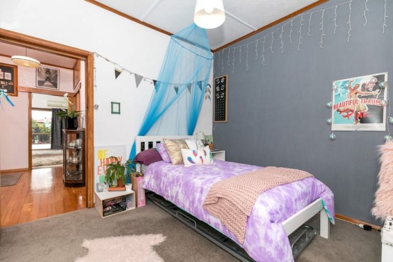 Photo of property in 25 Flynn Road, Hillcrest, Hamilton, 3216