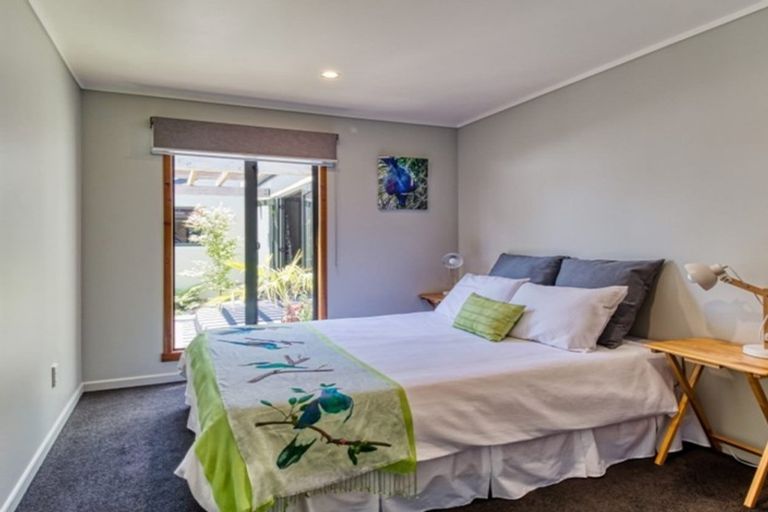 Photo of property in 2 Ritchie Place, Havelock North, 4130