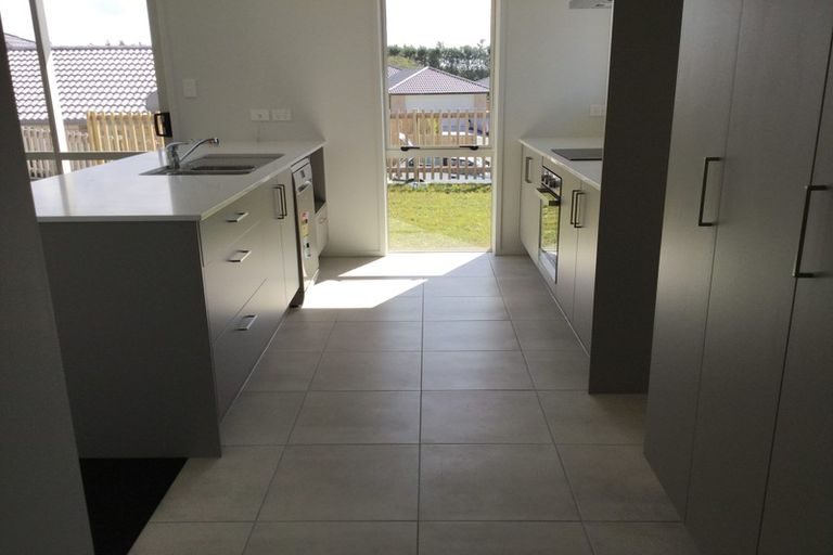 Photo of property in 1 Harakeke Way, Papamoa Beach, Te Puke, 3187