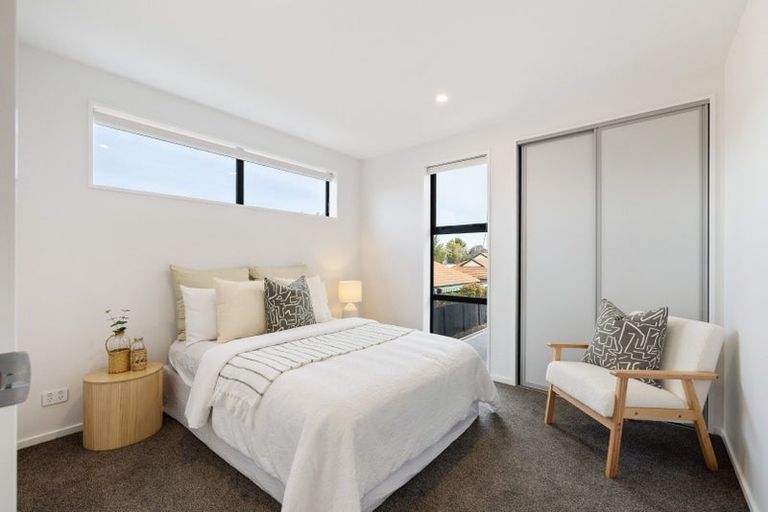 Photo of property in 2/59 Waimairi Road, Upper Riccarton, Christchurch, 8041