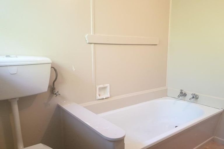 Photo of property in 201 Kenilworth Road, Mayfair, Hastings, 4122