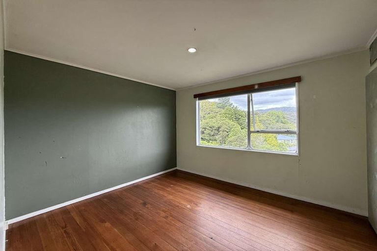 Photo of property in 27a Thomas Street, Stokes Valley, Lower Hutt, 5019