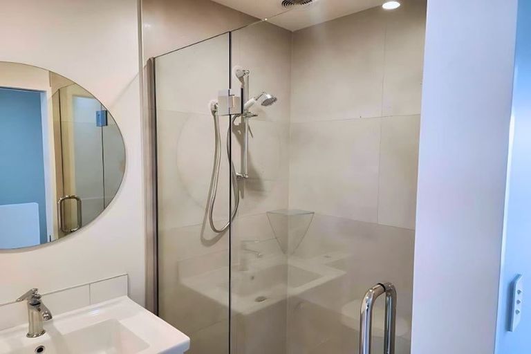 Photo of property in 4/40 New Brighton Road, Shirley, Christchurch, 8061