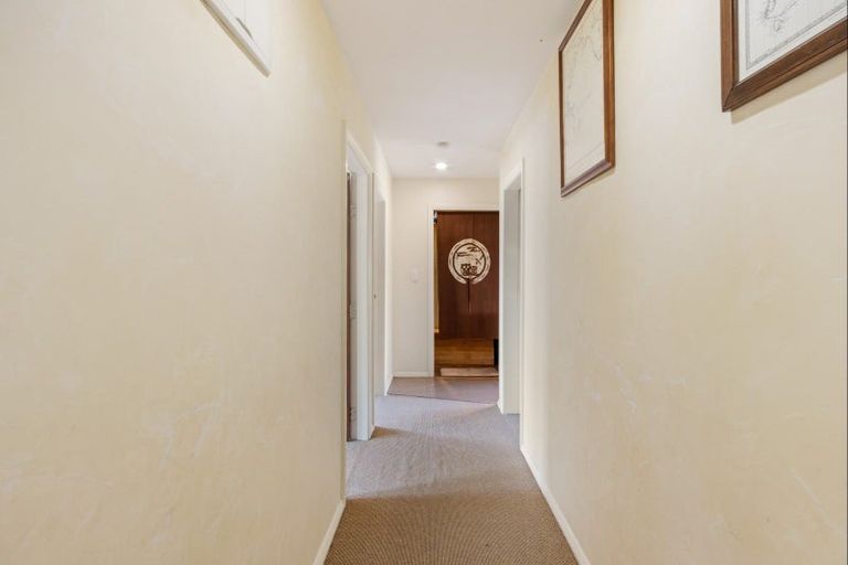 Photo of property in 27 Rutherford Road, Marewa, Napier, 4110
