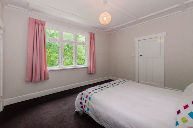 Photo of property in 19 Kew Grove, Raumati Beach, Paraparaumu, 5032