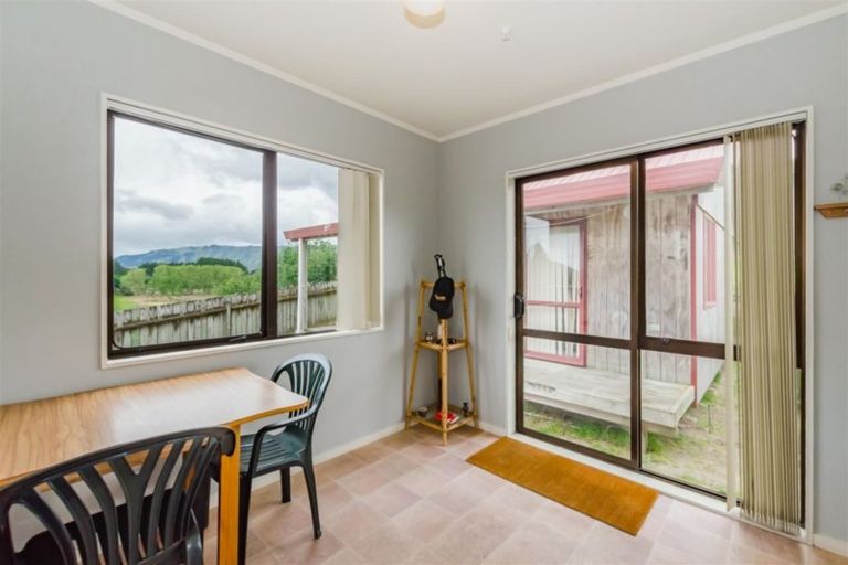 Photo of property in 32 Pitoitoi Street, Otaihanga, Paraparaumu, 5036