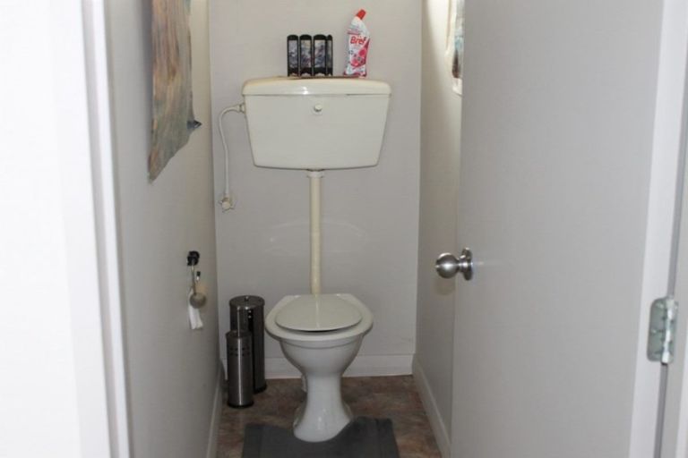 Photo of property in 18 Forbes Street, Westport, 7825