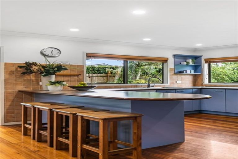 Photo of property in 4 Janome Place, Bucklands Beach, Auckland, 2014