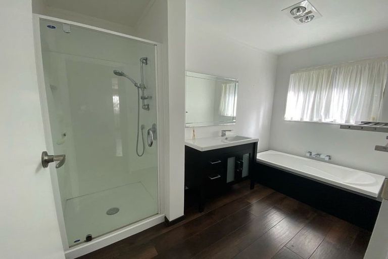 Photo of property in 15 Halswater Drive, Churton Park, Wellington, 6037