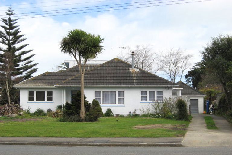Photo of property in 227 Cambridge Street, Levin, 5510