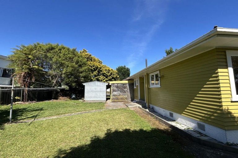 Photo of property in 7 Somme Crescent, Hillcrest, Hamilton, 3216