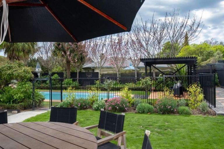 Photo of property in 11 Simla Avenue, Havelock North, 4130