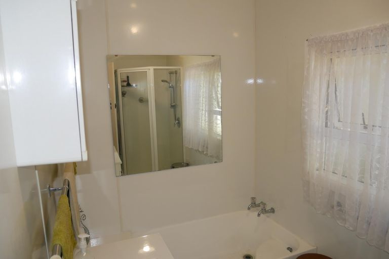 Photo of property in 12 Golf Street, Putaruru, 3411