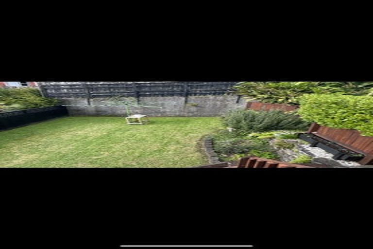 Photo of property in 7 Penrith Street, Westown, New Plymouth, 4310