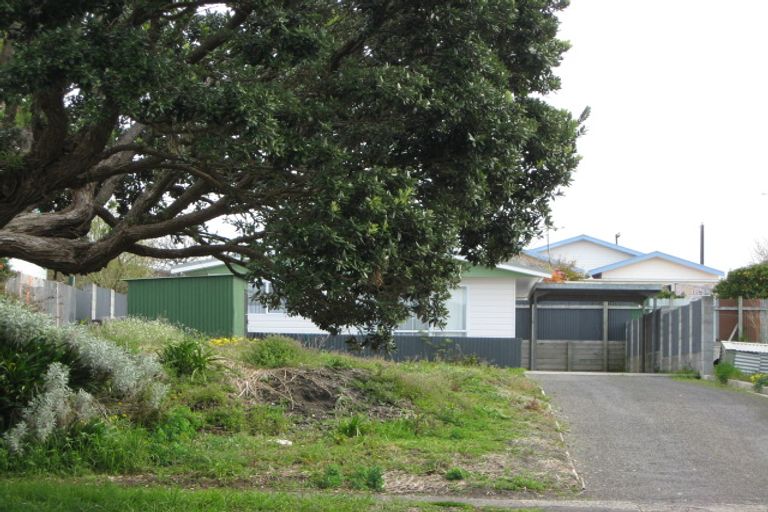 Photo of property in 85a Centennial Avenue, Waitara, 4320
