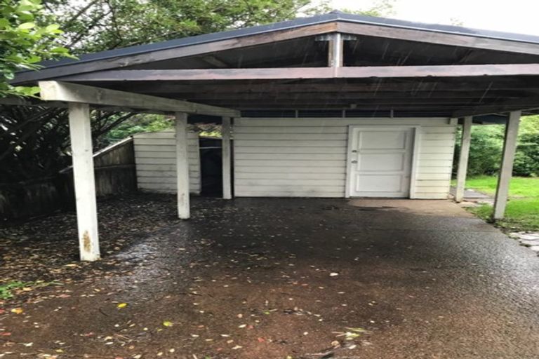 Photo of property in 15 Roseburn Place, Pakuranga, Auckland, 2010