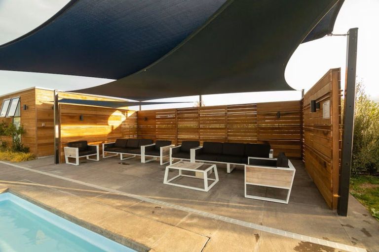 Photo of property in 32 Burgundy Drive, Martinborough, 5711