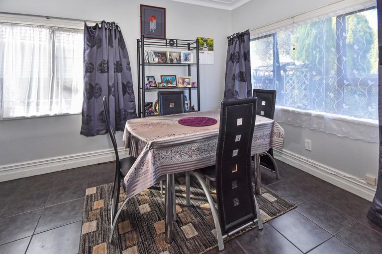 Photo of property in 47 Huia Road, Papatoetoe, Auckland, 2025