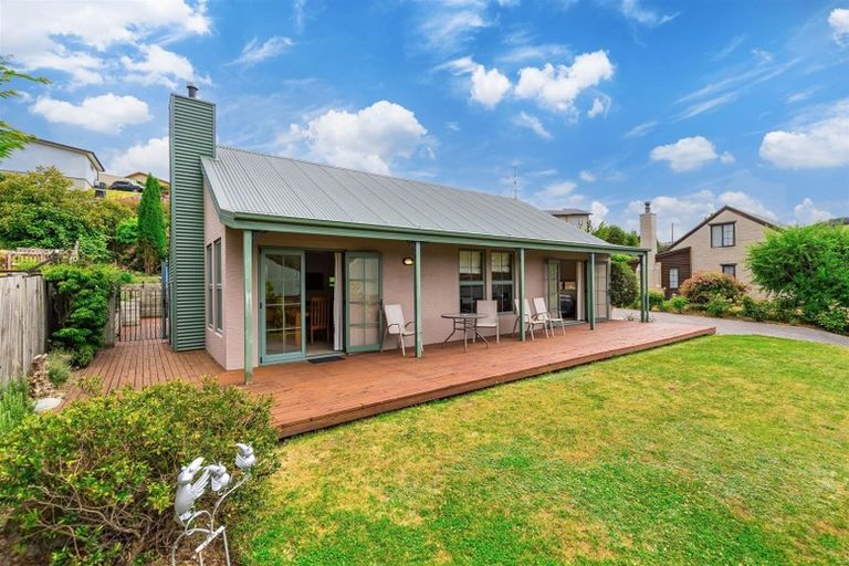 Photo of property in 94 Hedditch Street, Wanaka, 9305