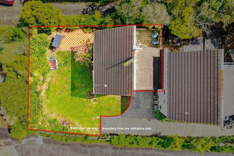 Photo of property in 2/62 Waiau Street, Torbay, Auckland, 0630