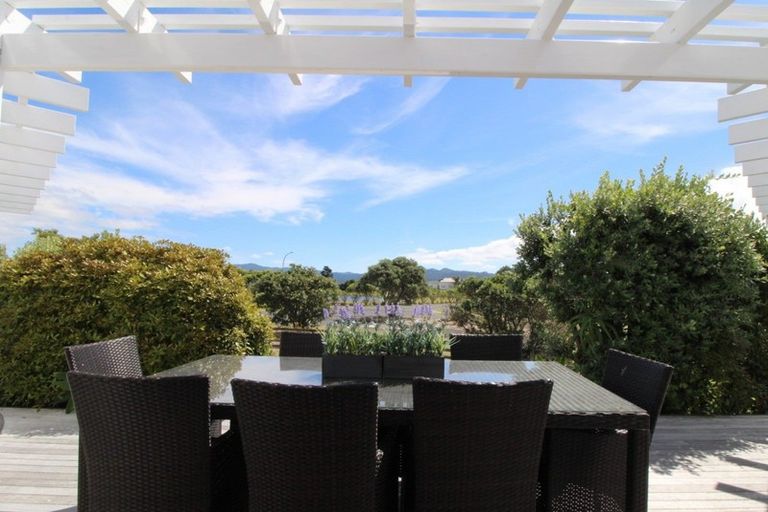 Photo of property in 550 Matarangi Drive, Matarangi, Whitianga, 3592