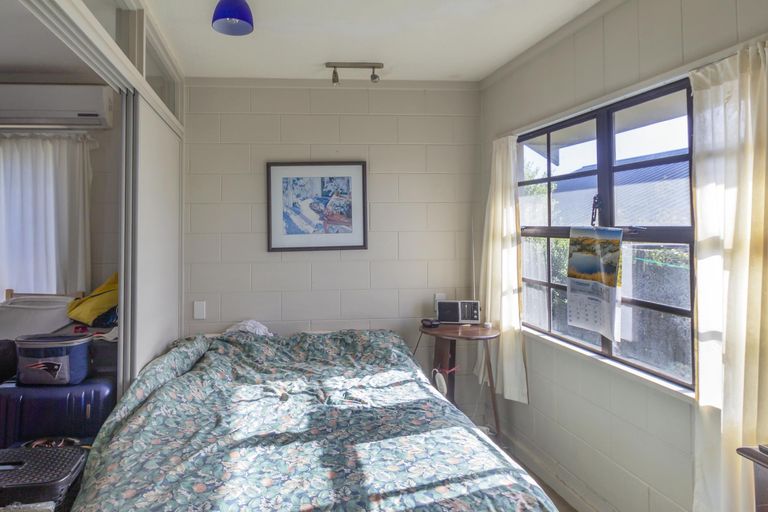 Photo of property in 1a Weston Road, Holmes Hill, Oamaru, 9401