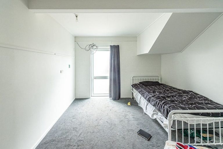 Photo of property in 1 Hurworth Place, College Estate, Whanganui, 4500