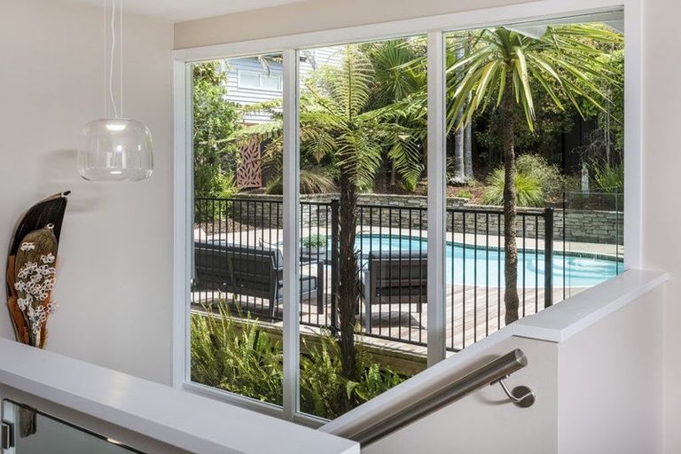 Photo of property in 9 Nicholson Place, Hillcrest, Auckland, 0627