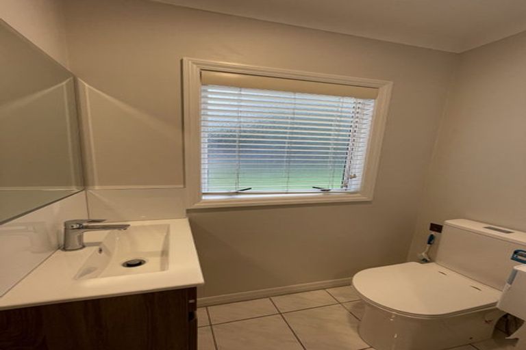 Photo of property in 4 Olwyn Place, Greenhithe, Auckland, 0632