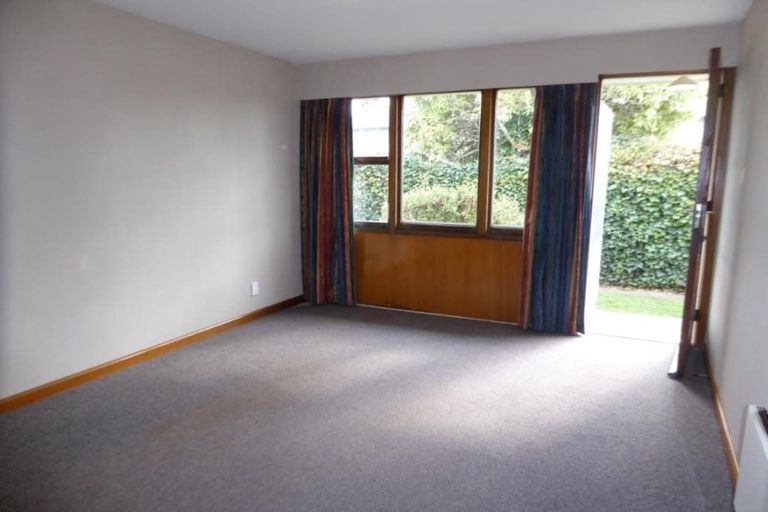 Photo of property in 2/26 Edgeware Road, St Albans, Christchurch, 8014