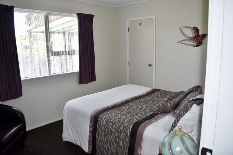 Photo of property in 120 Brougham Street, Westport, 7825