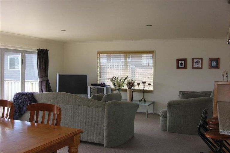Photo of property in 11 Marram Place, Mangawhai Heads, Mangawhai, 0505