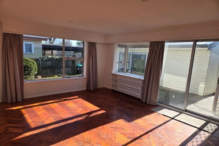 Photo of property in 16 Buchanans Road, Sockburn, Christchurch, 8042