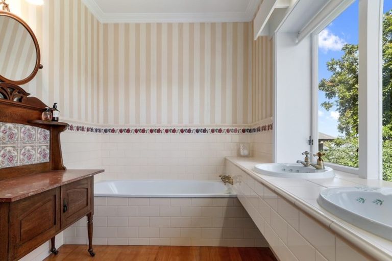 Photo of property in 16 Briarley Street, Tauranga South, Tauranga, 3112