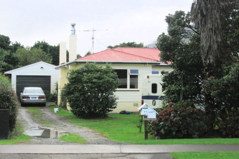 Photo of property in 31 Elizabeth Street, Waikanae, 5036