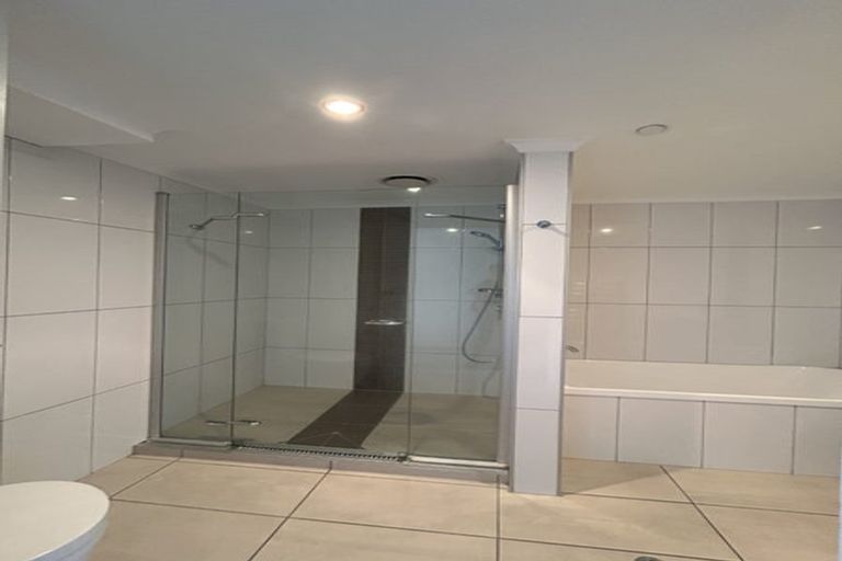 Photo of property in Bellagio Apartments, 7a/39 Taranaki Street, Te Aro, Wellington, 6011